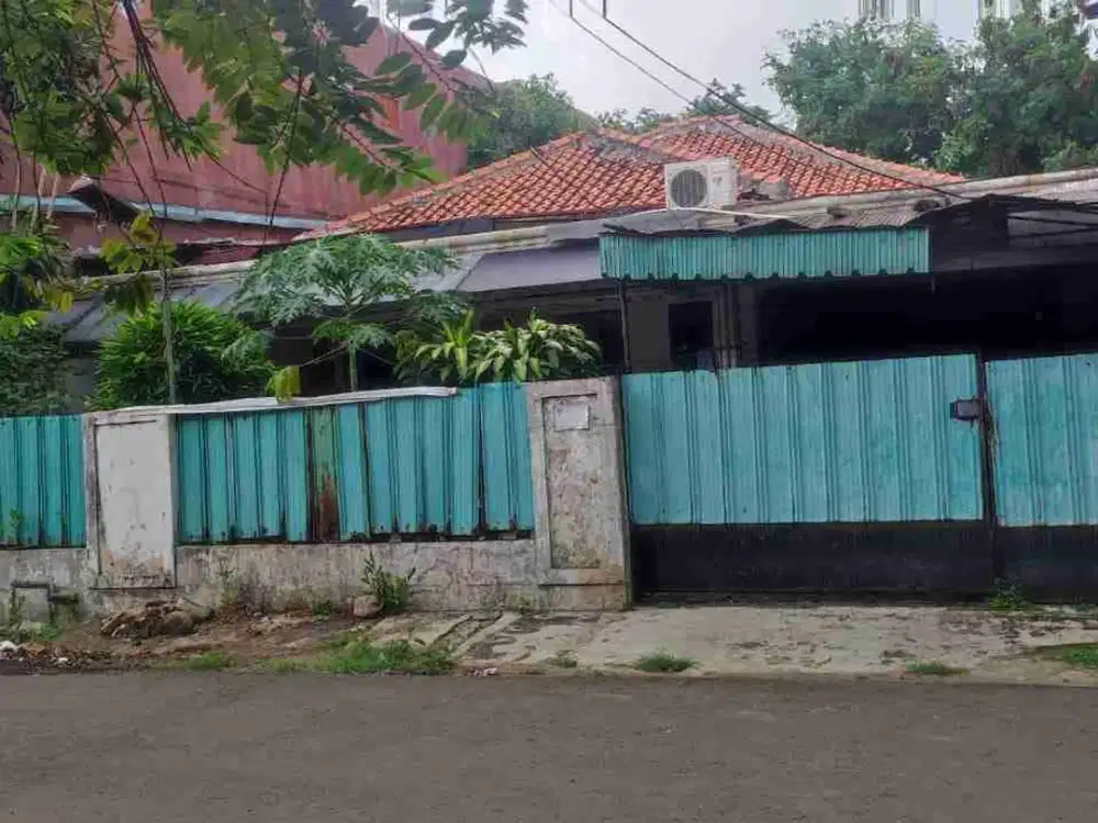 Rumah strategis 6 M Nego