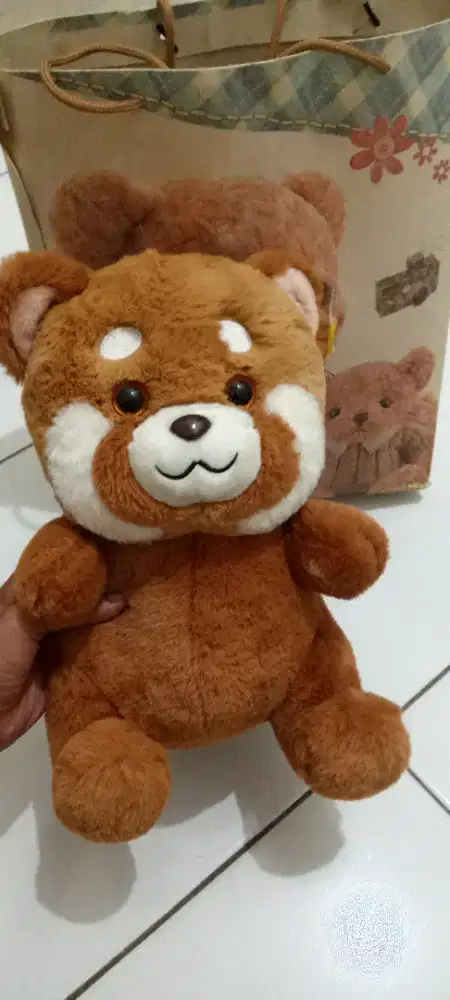 Di jual boneka,masih ada segel