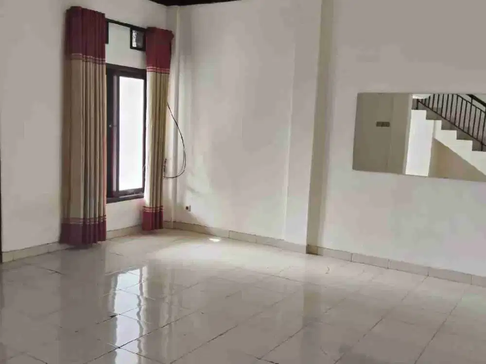 rumah di sayap margahayu dekat mall