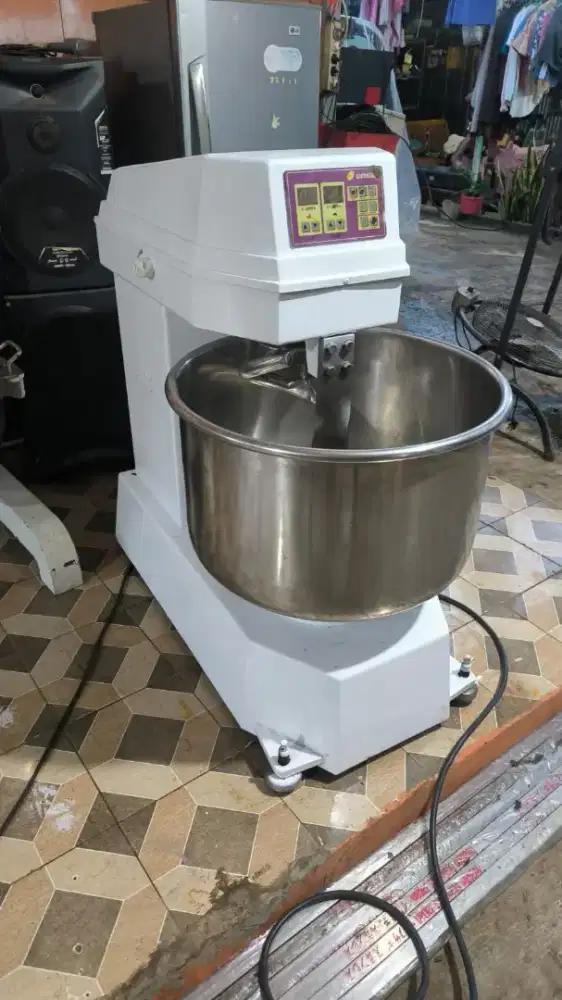 DI JUAL MIXER SPIRAL ( 25Kg 1 Ball )