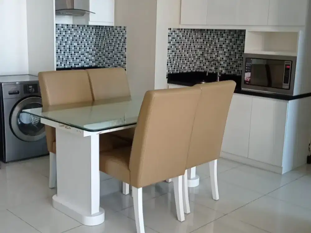 Via Ciputra World Mayjend Sungkono