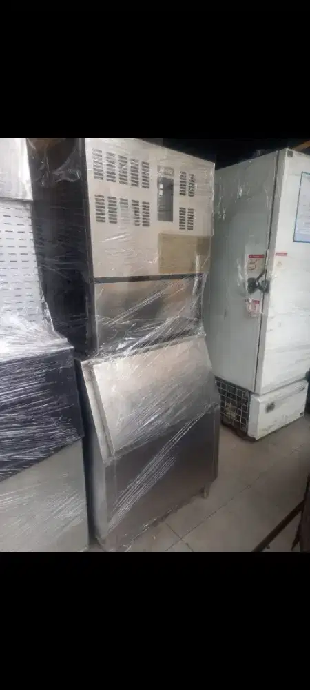 Mesin Ice Flake Maker SANYO Kaps 500kg/hr Garansi