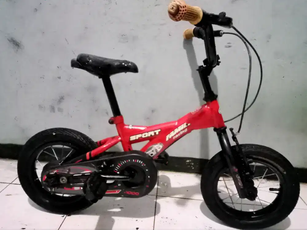 Dijual sepeda BMX FAMILY anak msih bgus batangan ORIan keker ban tebal