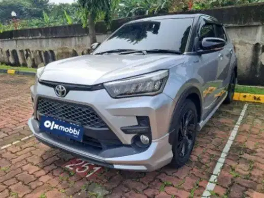 Toyota Raize 1.0 T GR SPORT Two Tone Bensin-AT 2021 BRT