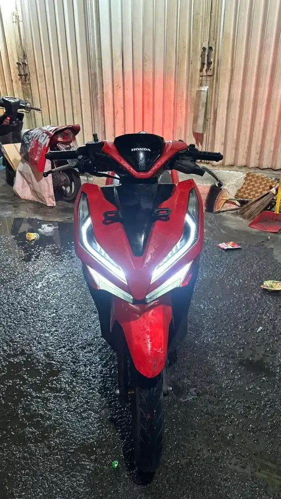 Vario led 2021 125