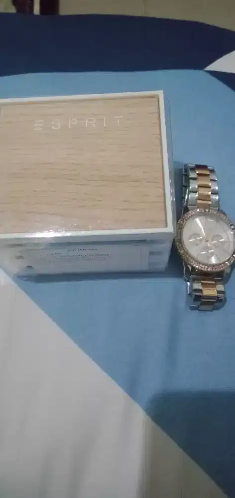 Jam tangan esprit