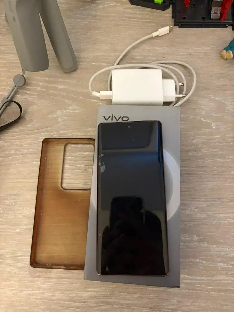 Vivo V29 5G Red Mulus