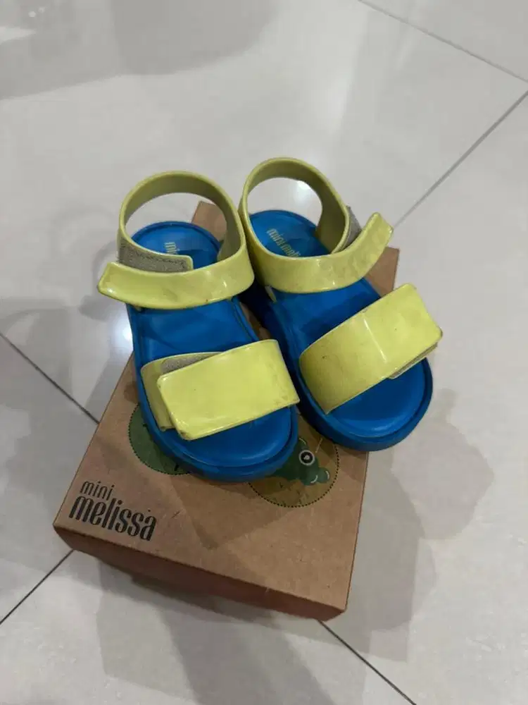 Sepatu anak merk mellisa