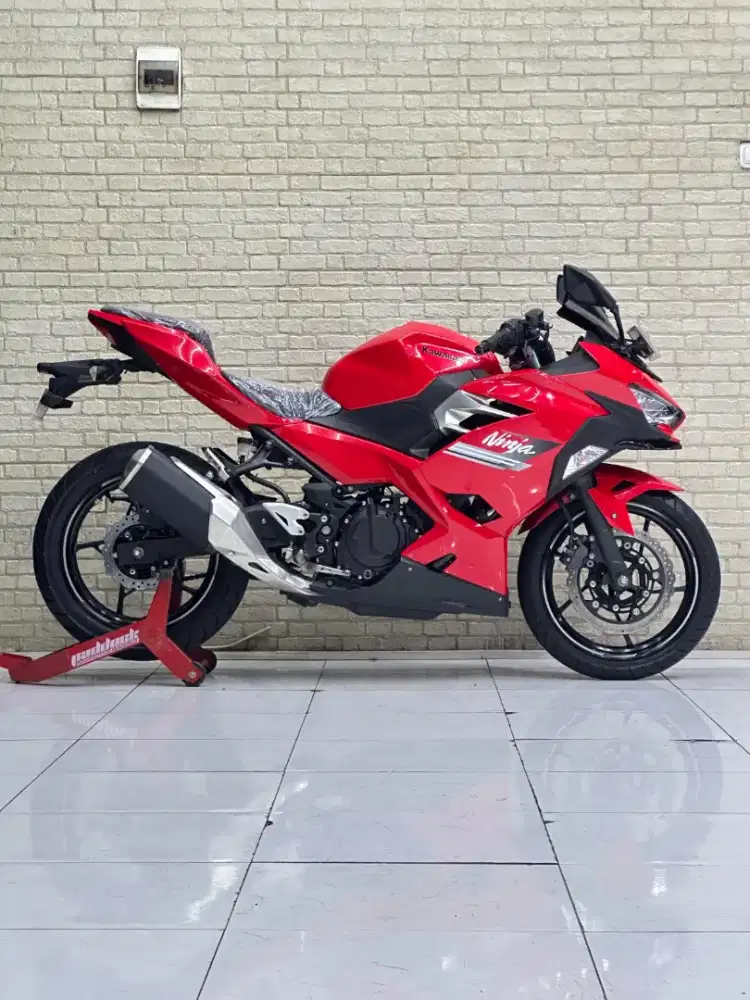 KAWASAKI NINJA 250 FI 2023