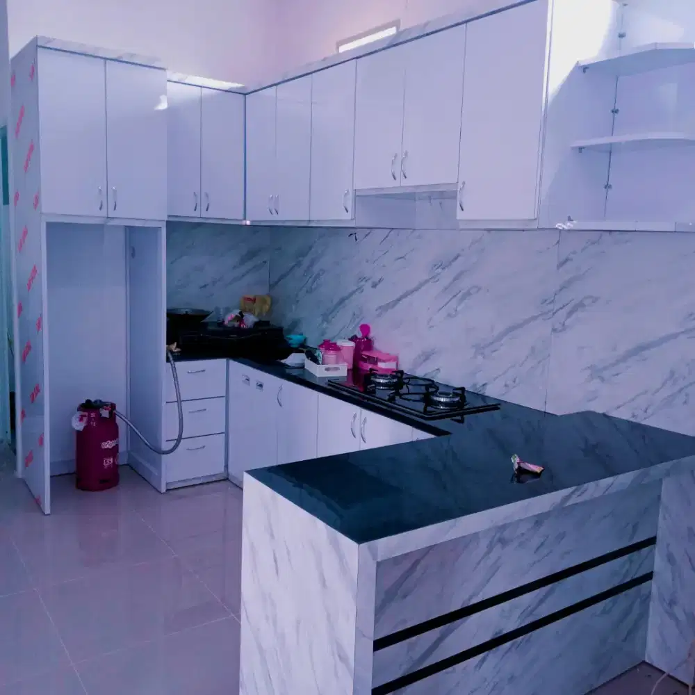 Kitchen set minimalis permeter