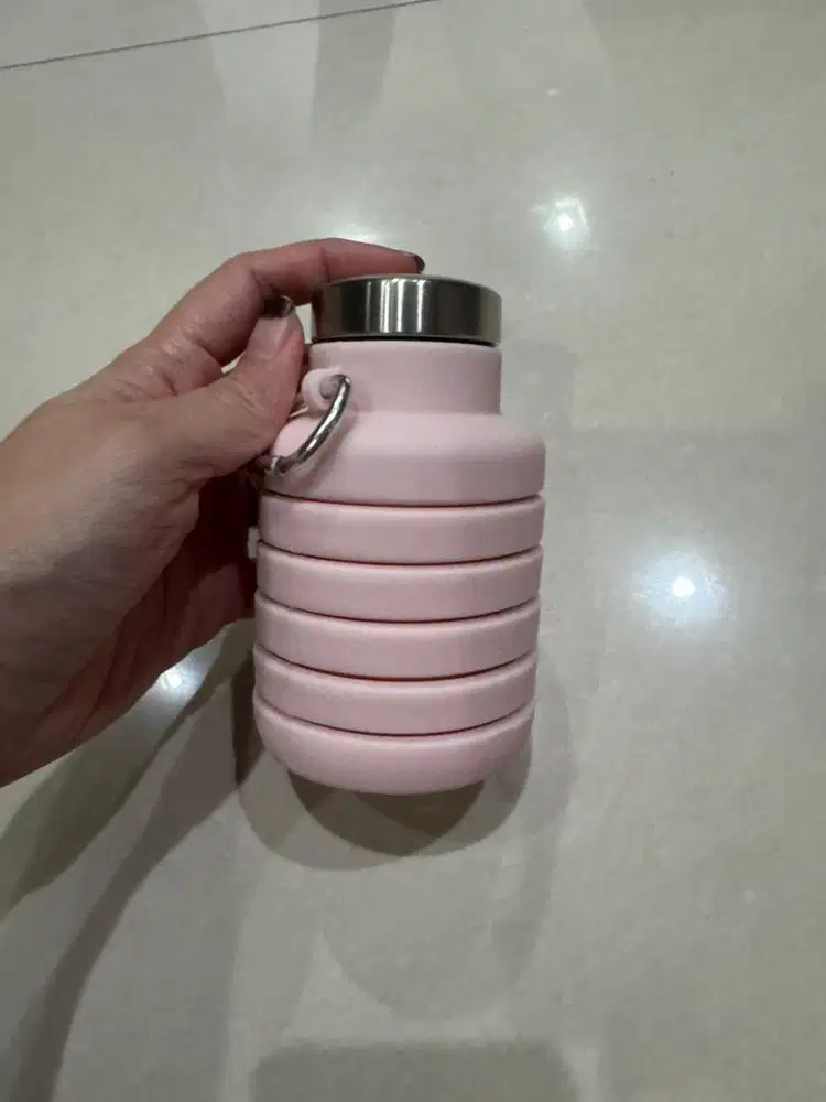 Botol minum portable warna pink