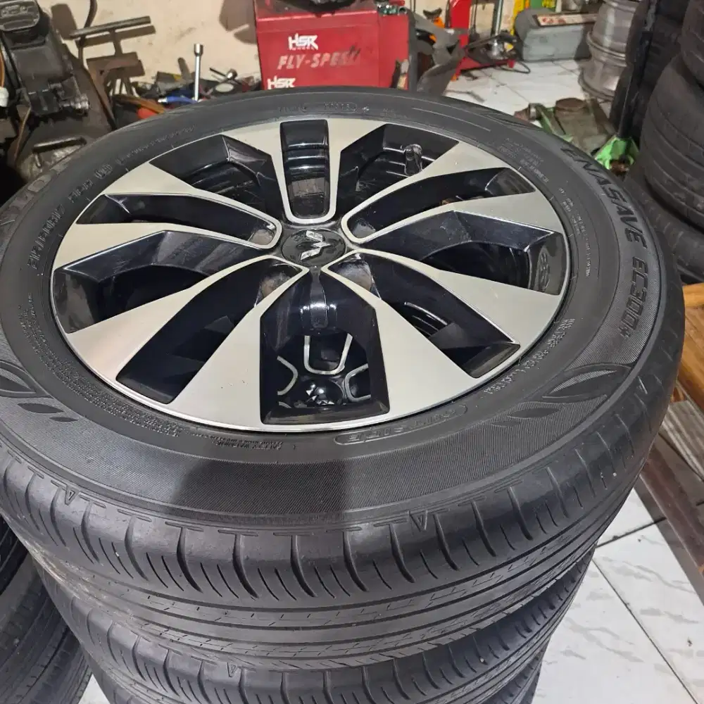 Velg almaz rs ring 17 cocok buat innova rush terios hrv crv xpander