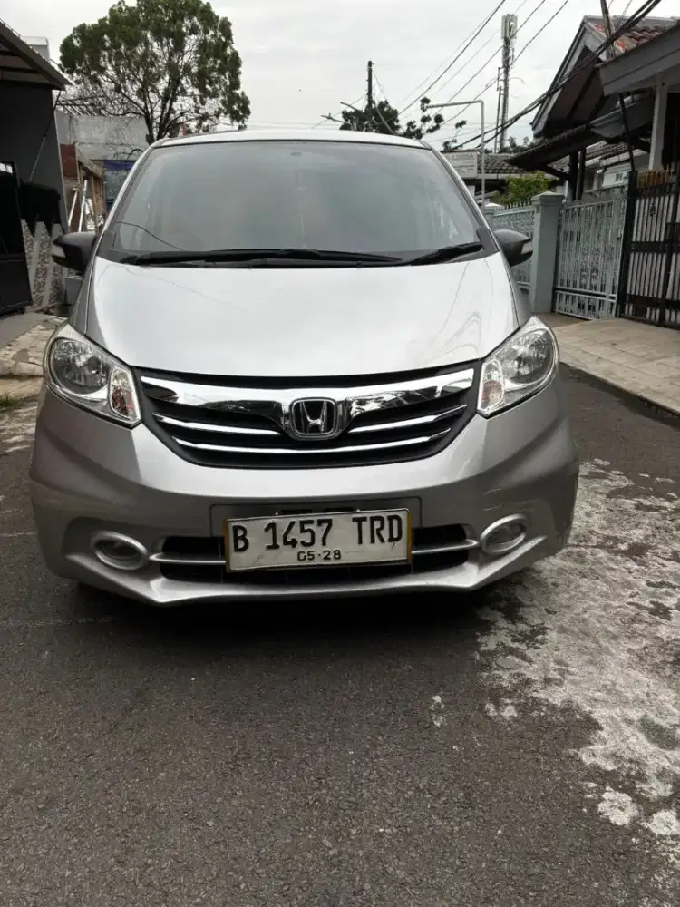 HONDA FREED SD 2013 AC DOUBLE KM 80 RB RECORD PJK BLN 5 SILVER