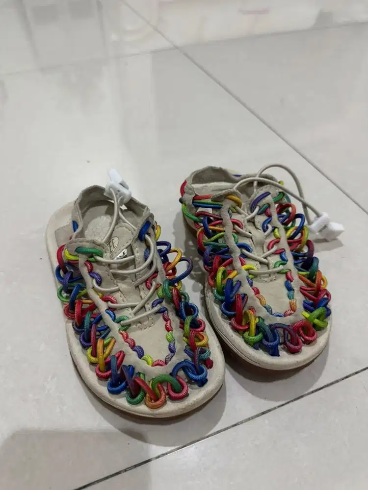 Sepatu anak merk portee