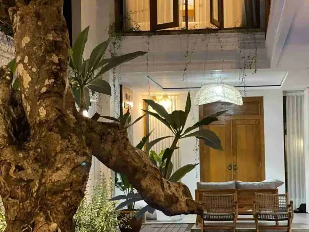 BU ! TURUN HARGA! Villa Cantik + Kolamrenang Dekat Pusat Kota Yogyakarta