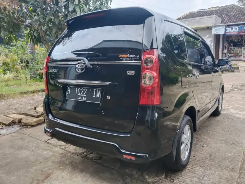 Toyota Avanza type 1,3 G m/t tahun 2011