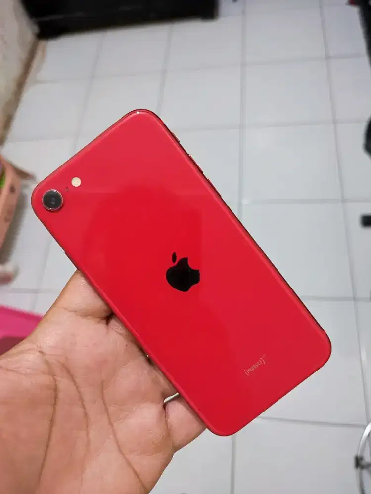 IPHONE SE 2020 64GB LIKE NEW