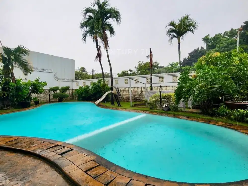 Dijual Rumah Pondok Indah Tanah Luas Ada Swimming Pool