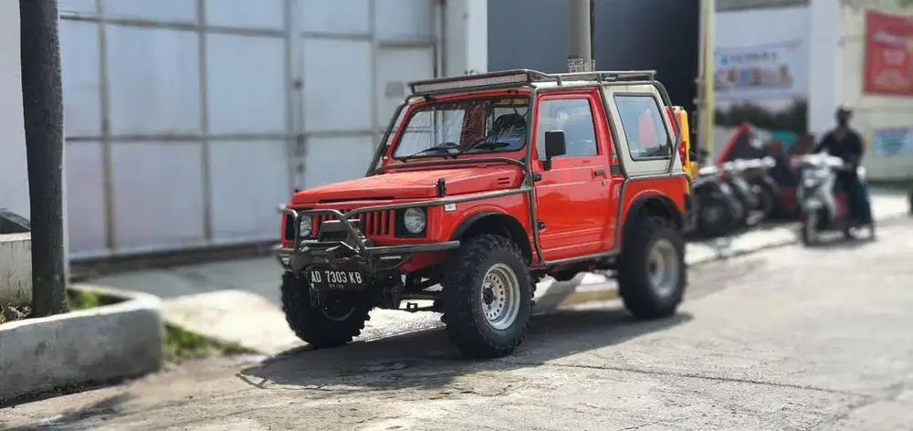 Jimny sierra asli siap pajang/ ke gunung 185 jt nego sampe jadi