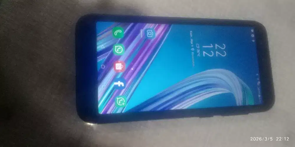 Asus x00rd 2/16GB os oreo