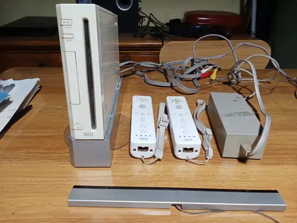 NINTENDO Wii RVL-001 2006, 
Normal, COD Cijantung Dsk