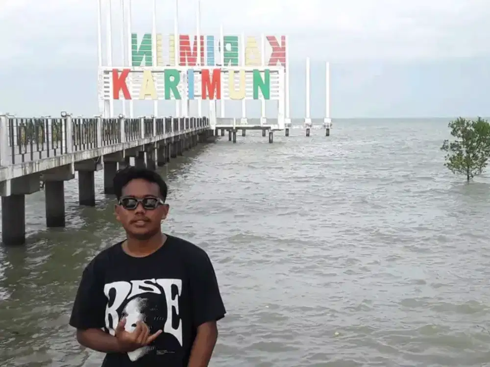 Mecari loker barangkali ada lowongan