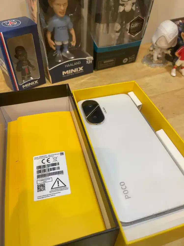 poco f7 512gb putih