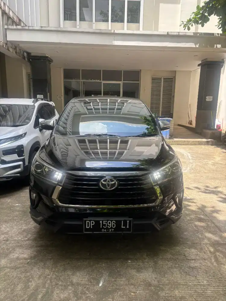 Innova venturer 2.4 A/T 2022