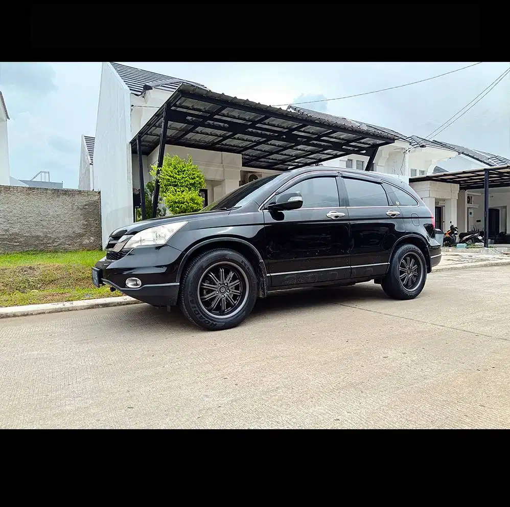 Velg Ring 18 R18 PCD 5x114 dan Ban 235/60/18 kondisi 95%