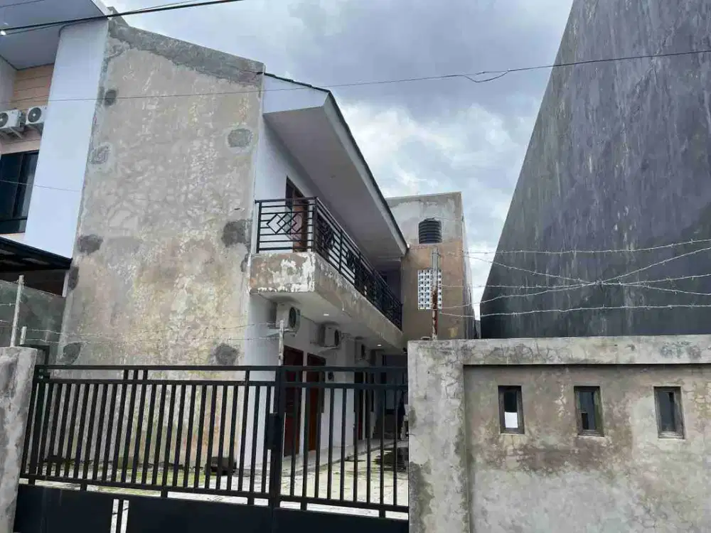 Kost Gress Strategis di Tengah Kota Solo