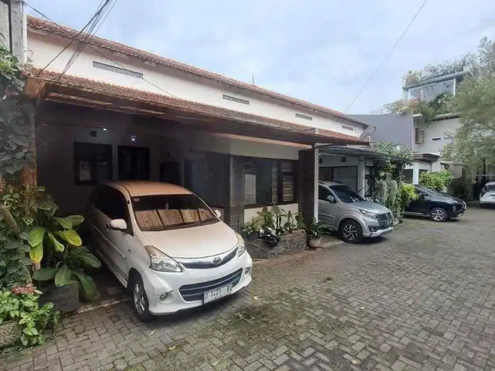 Rumah 2,5 Lantai Dalam Cluster Awiligar Raya Hanya 6 Unit di Dalamnya Murah di Kelasnya!