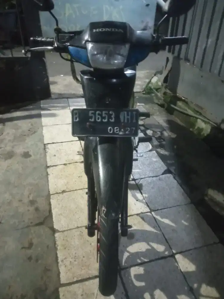 Di jual motor honda  supra
