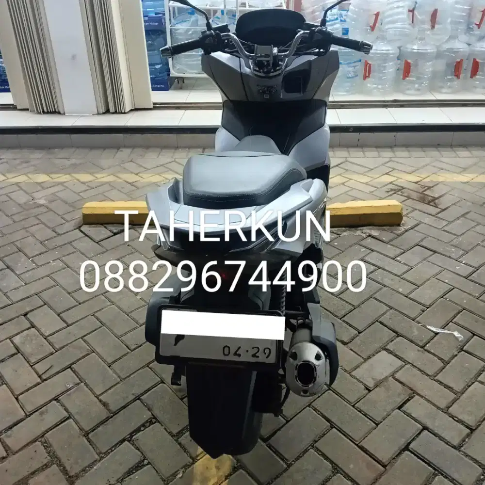 Honda PCX 160 CBS Tahun 2024