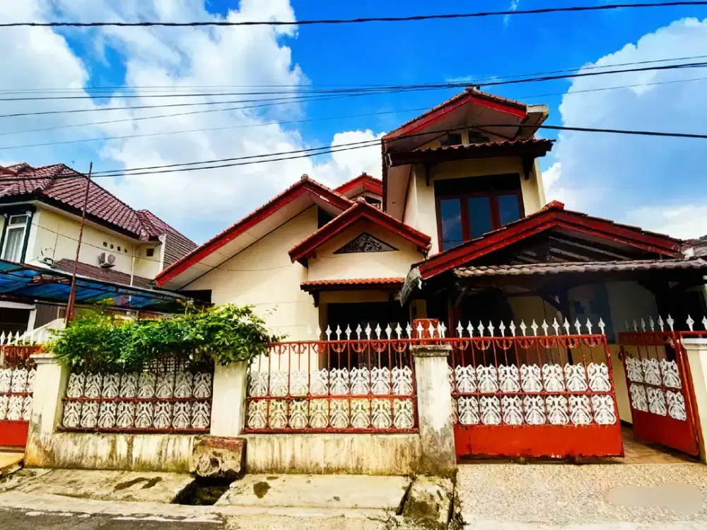 Rumah Suasana Nyaman jl bintuni Jatiwaringin