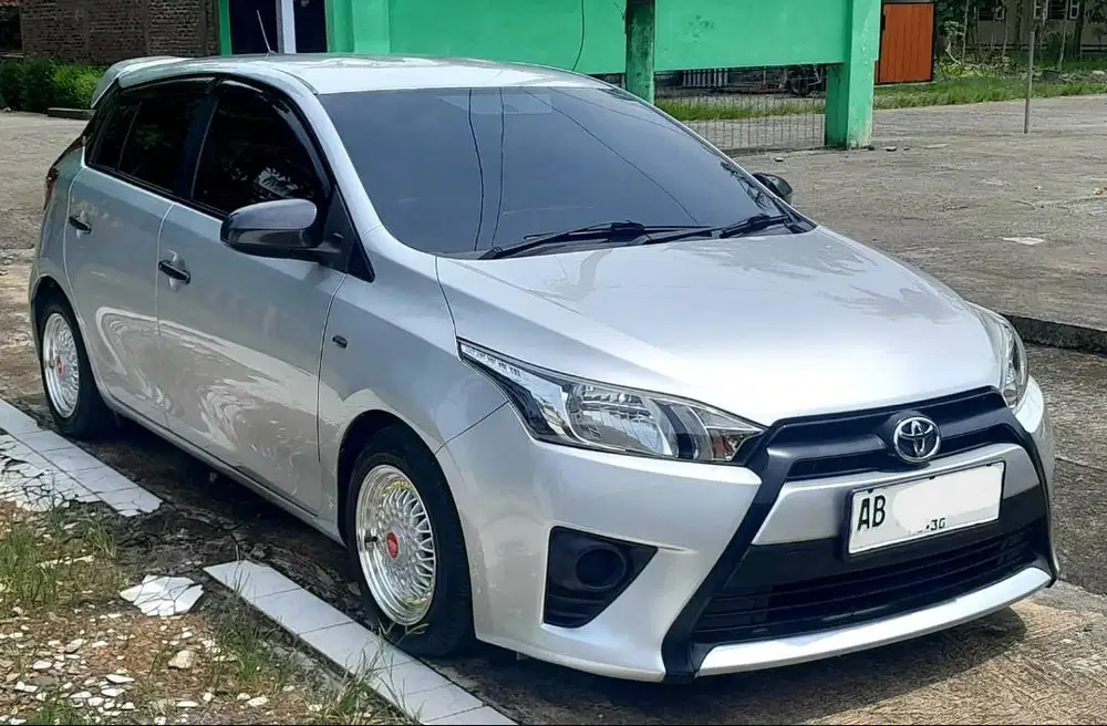 Toyota Yaris (2015)
