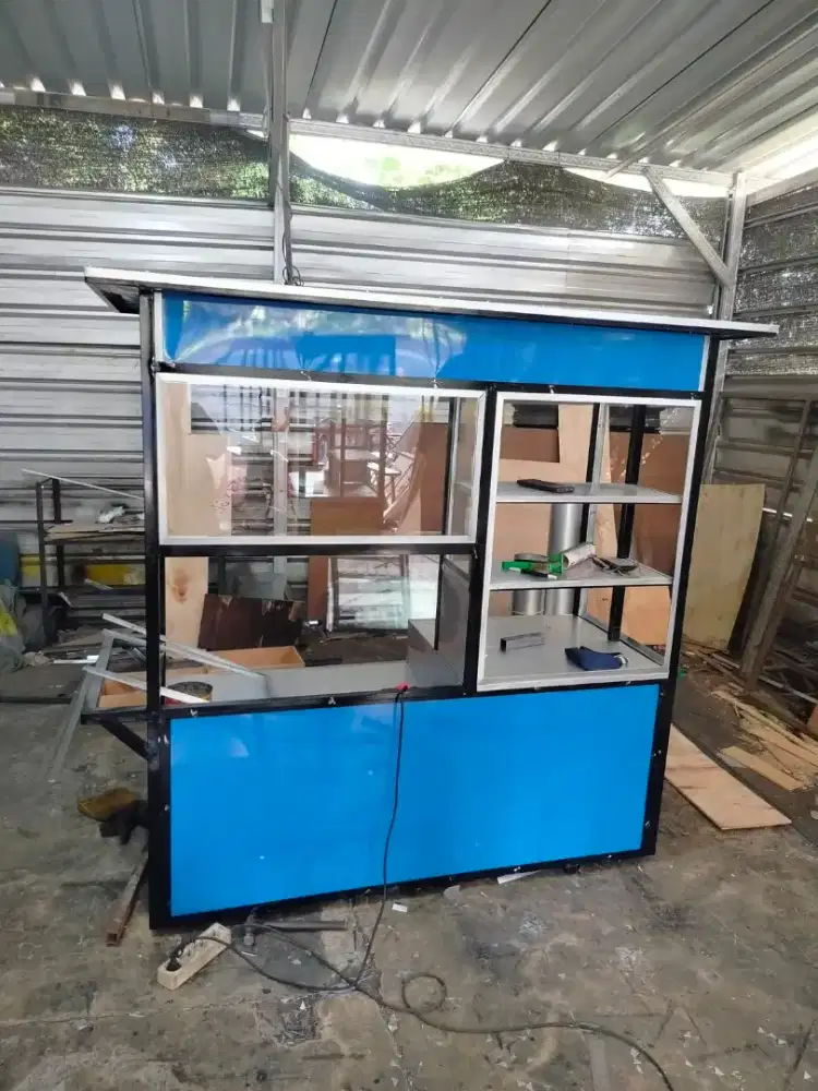 Gerobak bekas jualan