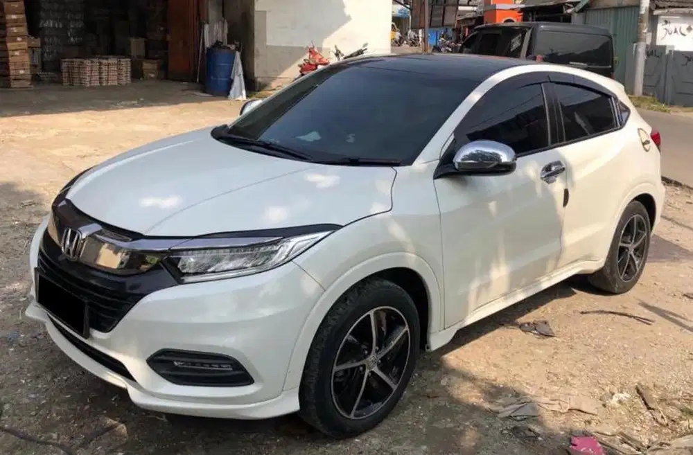 Honda HRV Prestige 1.8 Sunroof white