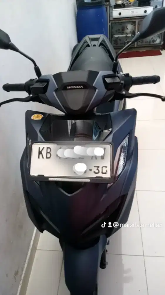 Honda vario 160 cc tipe abs ..seken rasa baru..