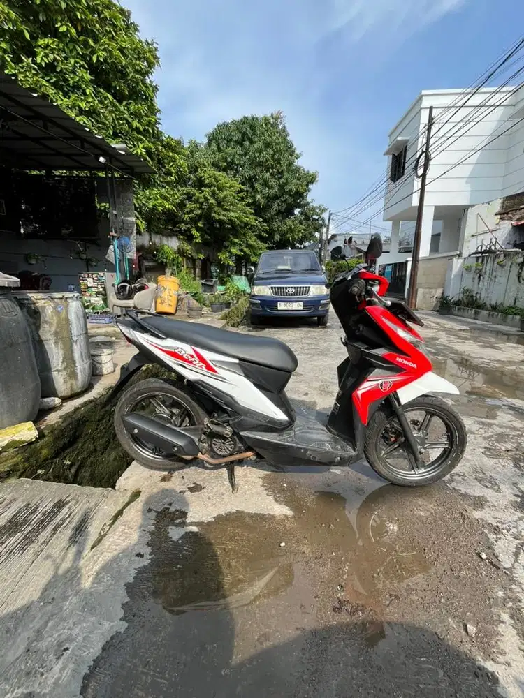 Honda Beat Eco ISS 2018