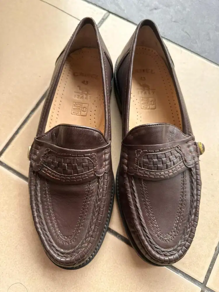 Sepatu Kulit Camel 43 Coklat Vintage