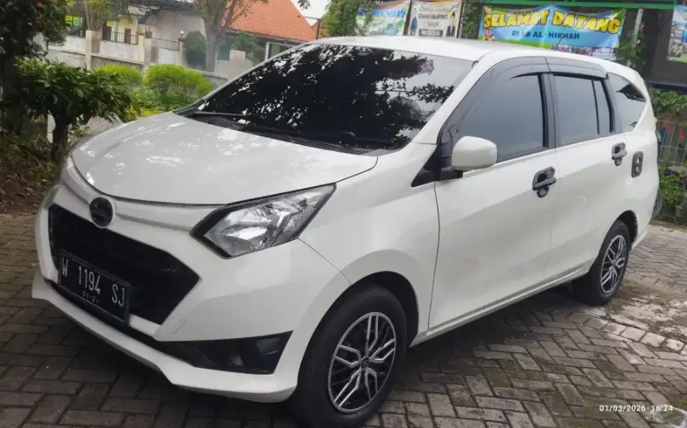 SIGRA X 1,2 2016 Like New