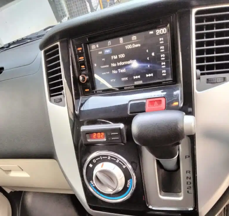 Daihatsu Luxio 2023 Bensin