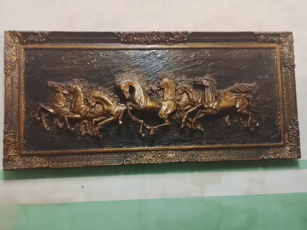 Hiasan dinding gambar kuda