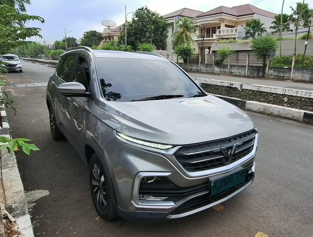 Wuling Almaz A/T 2019 Lux Panoramic Sunroof