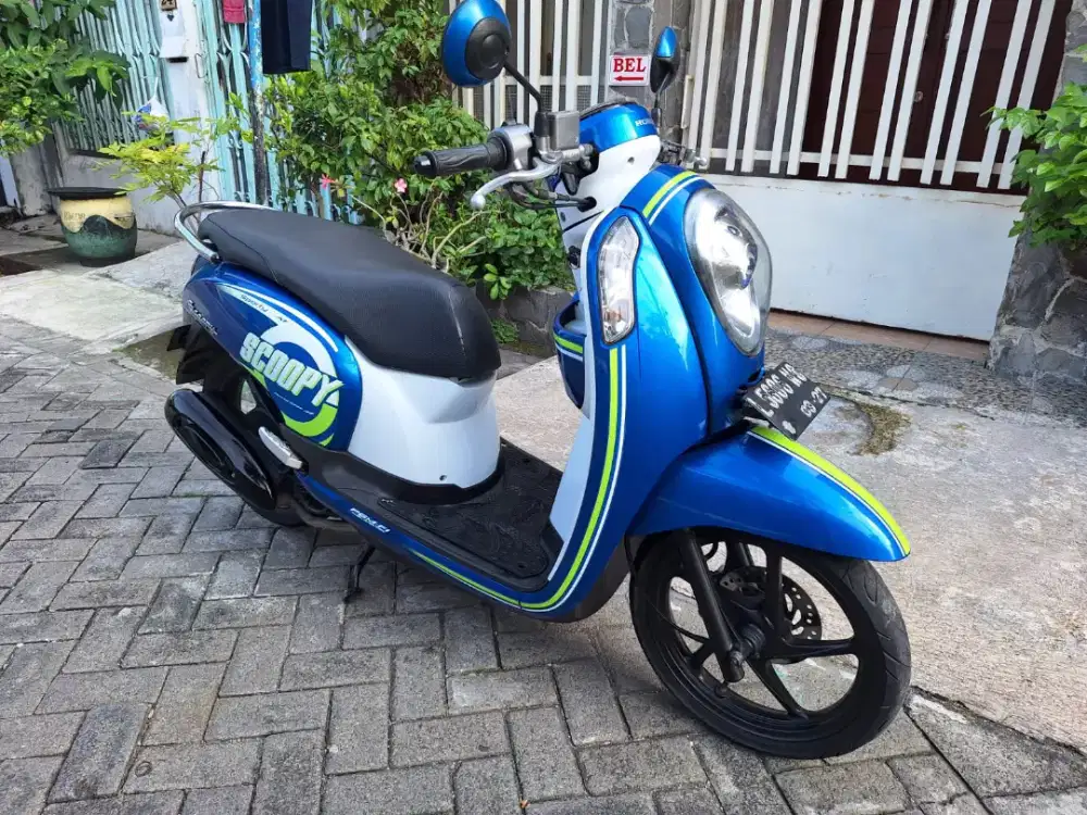 Jual scoopy jual cpt 2017 sgt bagus samsat kdg cowek