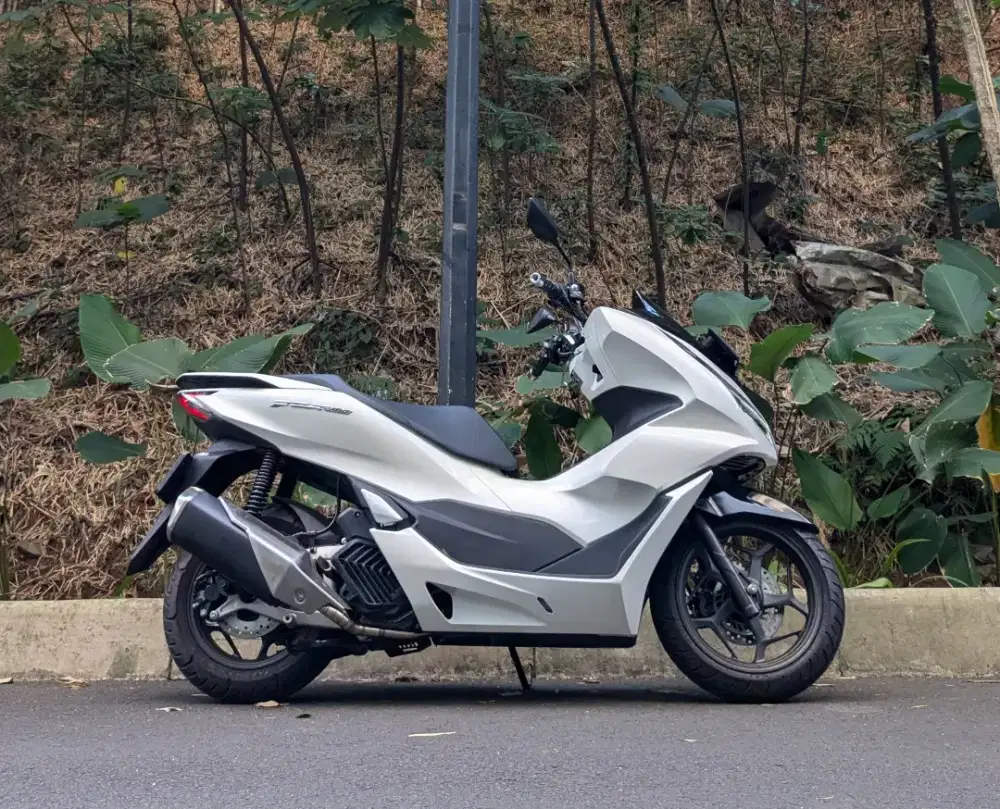 Dijual Honda PCX CBS low km 500 simpenan
