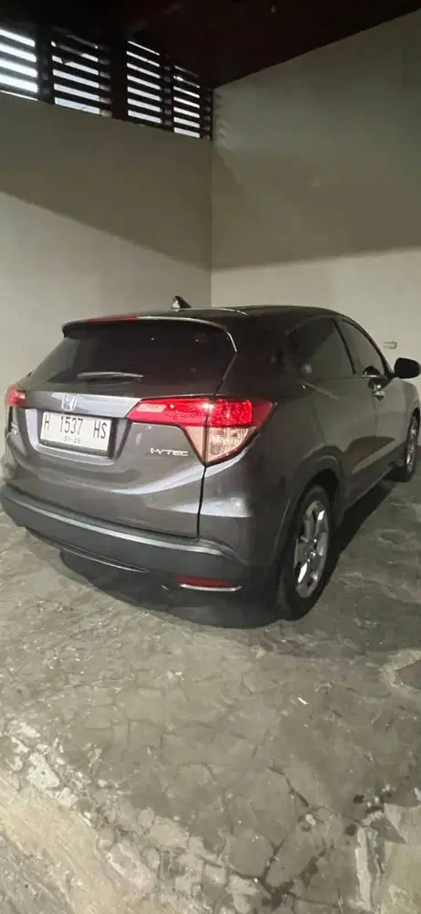 Honda HRV E Matik pol H asli pajak baru, sampai Januari 2027 Orisinil