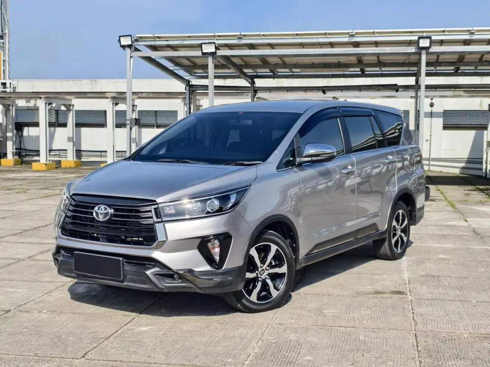 [KM 30 RIBUAN]TOYOTA INNOVA 2.4 VENTURER DIESEL AT LAST EDITION 2022