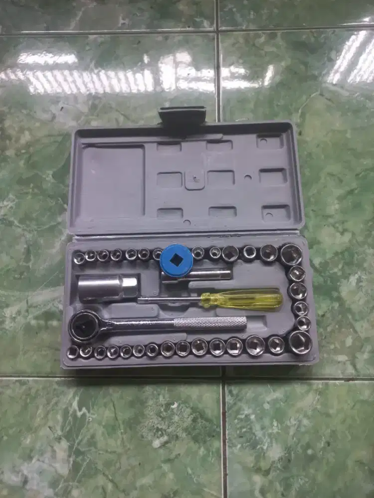 kunci kunci baut motor