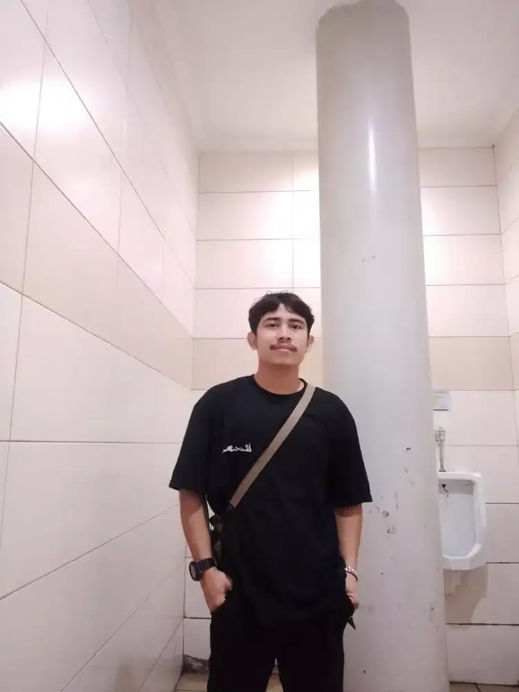 Cari pekerja an modal KTP ajah kali ada